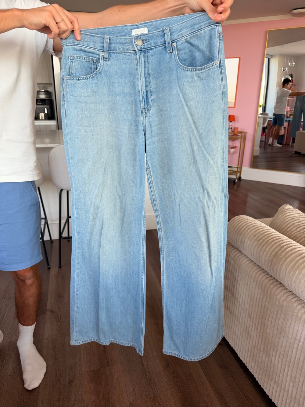 Light Blue Women‘s Wide-Leg Jeans